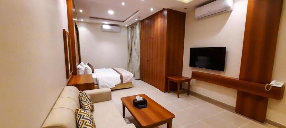 undefined Al Muteb Suites Al Yarmouk 4