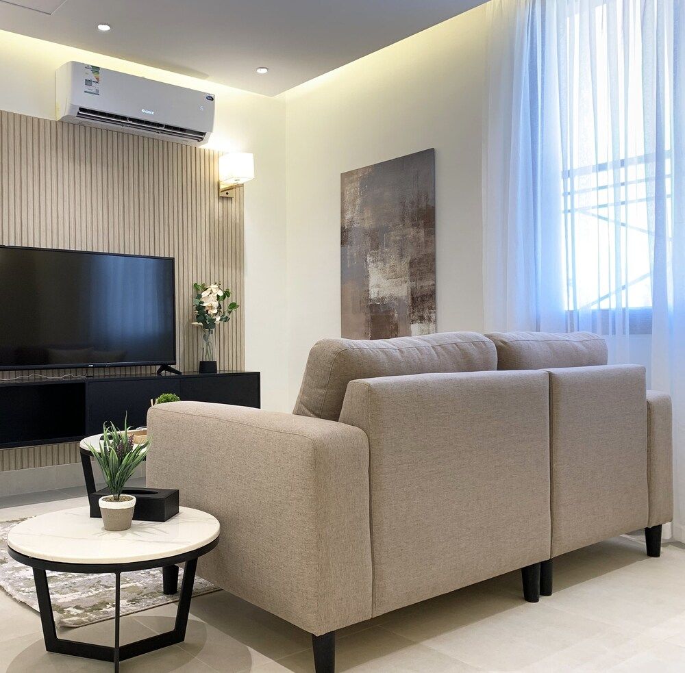 undefined Ewa Alysamin District 10