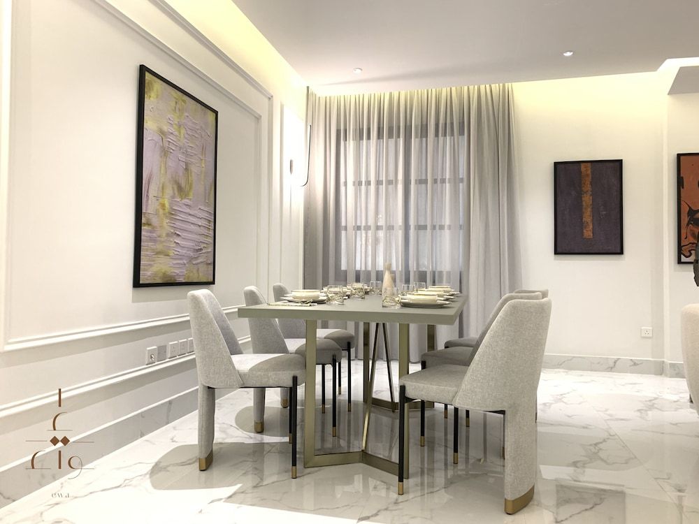 undefined Ewa Alysamin District 7