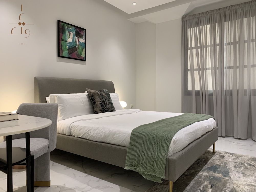 undefined Ewa Alysamin District