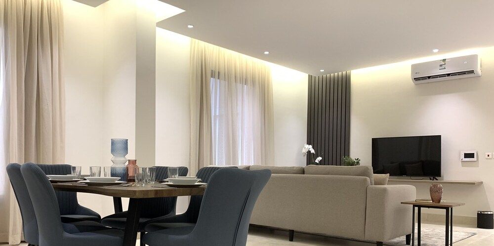 undefined Ewa Hitiin District 7