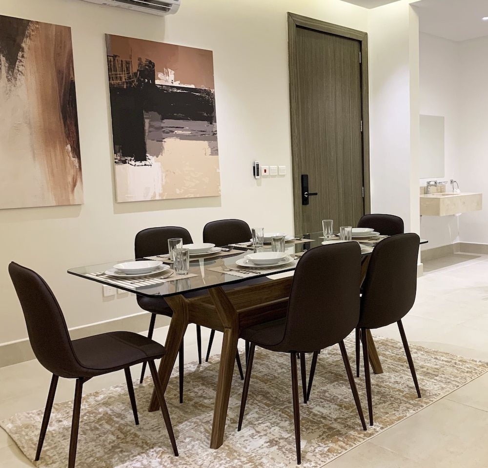 undefined Ewa Hitiin District 4