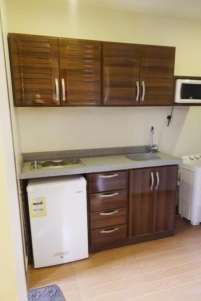 undefined Alyaa Home 5