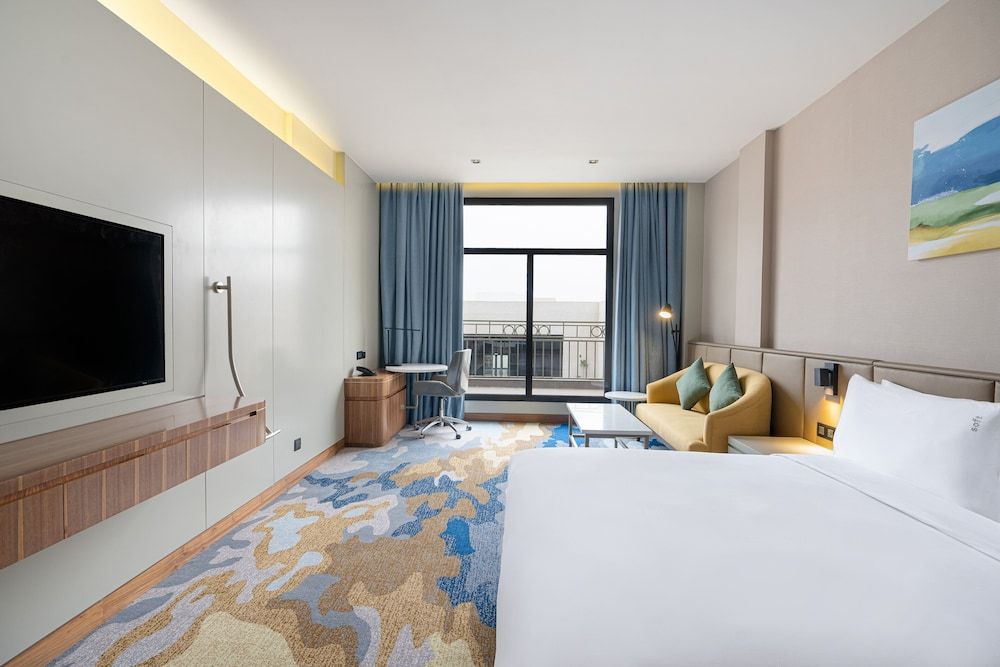 Standard Room, 1 King Bed