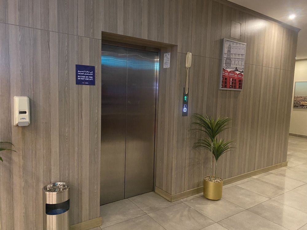 Elevator