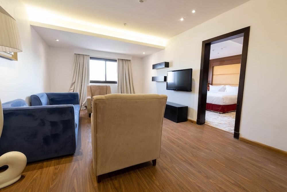 undefined MIRA BUSINESS HOTEL 9