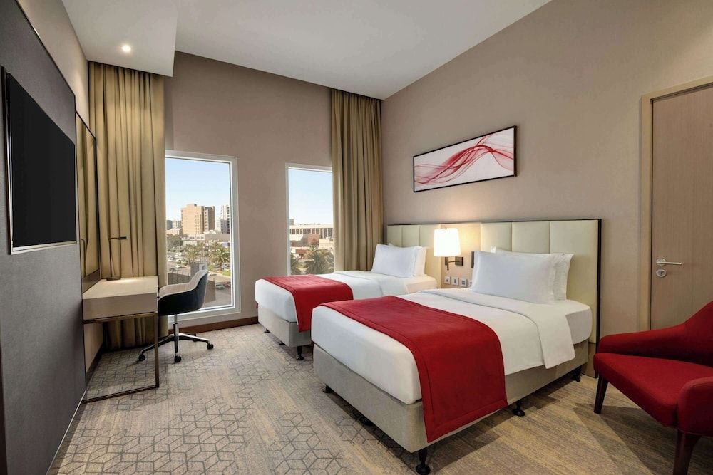 Ramada By Wyndham Riyadh King Fahd Road Standard Room, 1 Twin Bed 2
