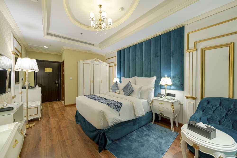 undefined WA Hotel 5