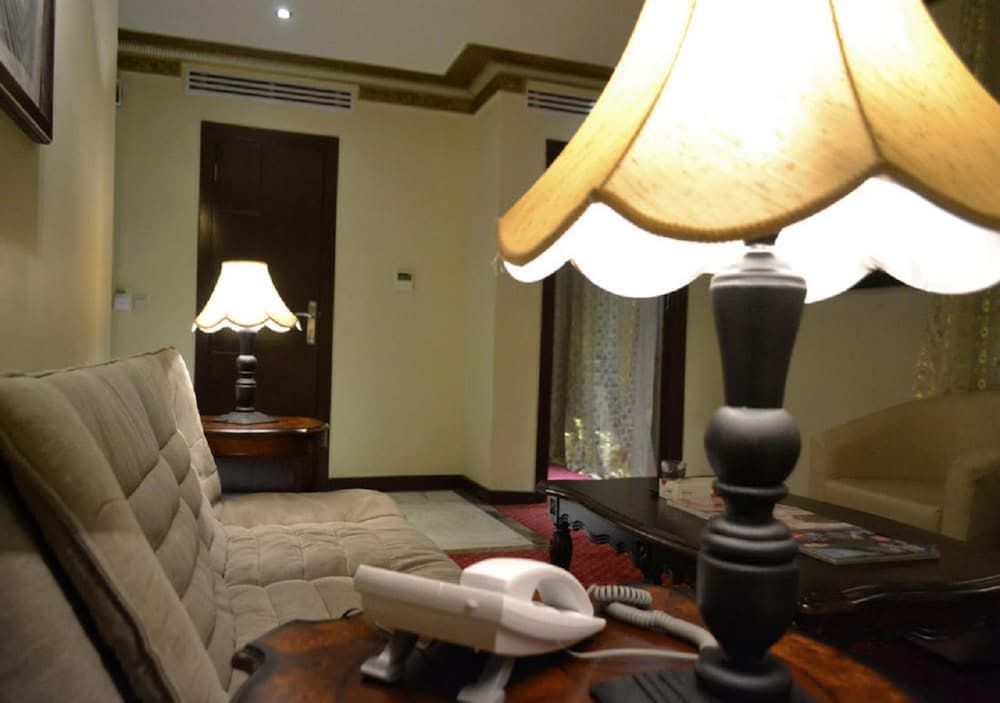 undefined Orgeta Hotel 5