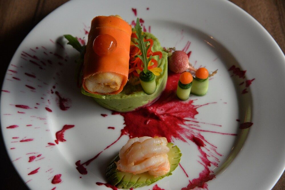 undefined Ozone Hotel 6