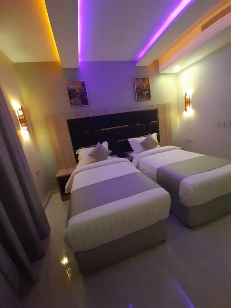 Best Trip Paris Apartment, 2 Bedrooms 3