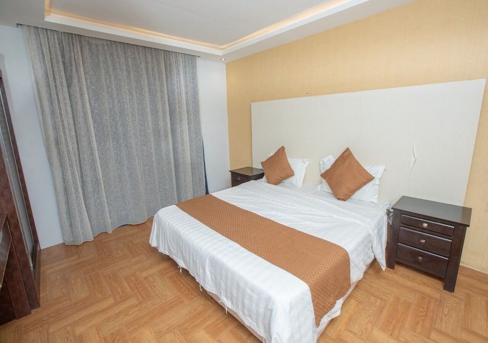 undefined Mera Park Hotel 4