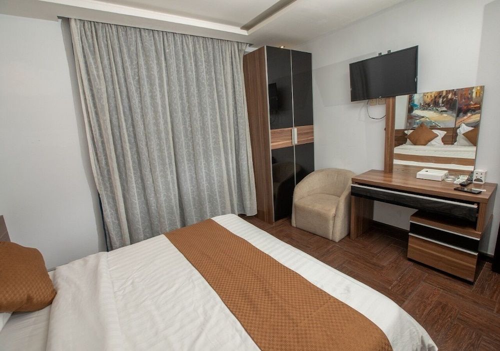 undefined Mera Park Hotel 9