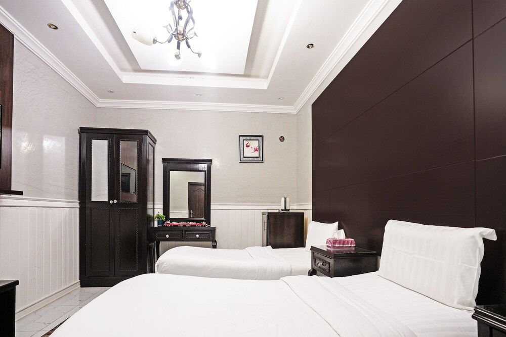 undefined OYO 649 Al Thuraya Palace Apartments 9