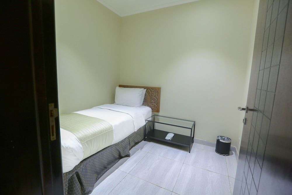 undefined Lotaz Hotel Suites - Al Salamah 6