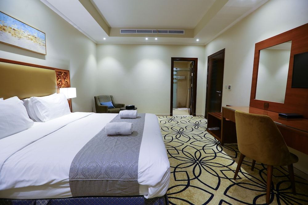 Lotaz Hotel Suites - Al Salamah Deluxe Suite 3