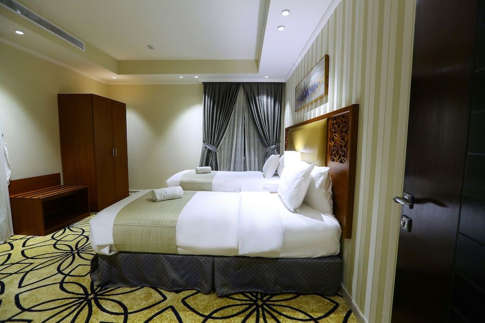 undefined Lotaz Hotel Suites - Al Salamah 8