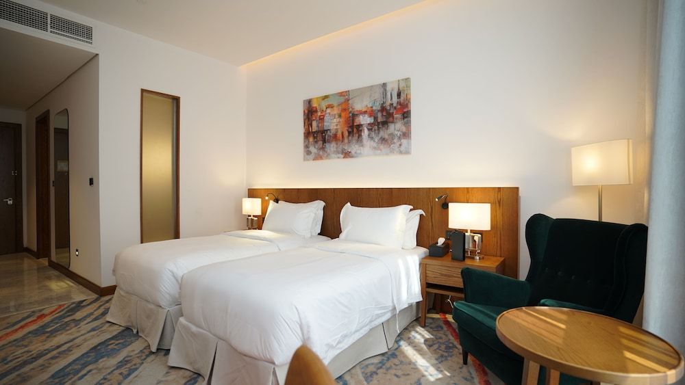 Jasmine Garden Hotel Deluxe Room, 2 Queen Beds 9