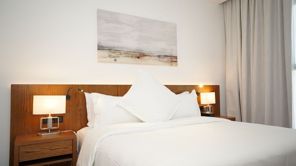 Jasmine Garden Hotel Deluxe Room 2