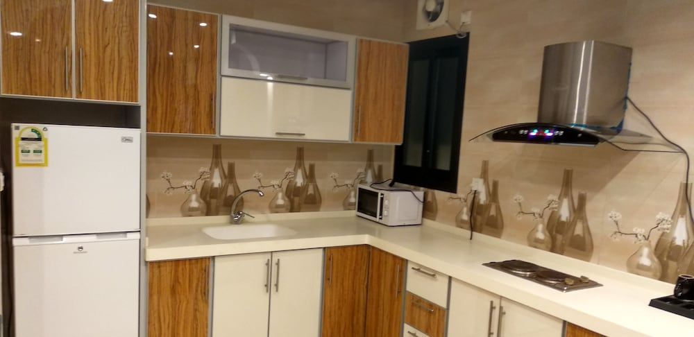 Yan Apartments Hotel Family Suite 7