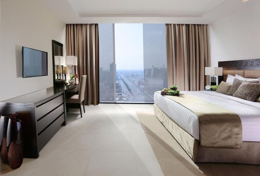 undefined Spectrums Tahlia Jeddah 2