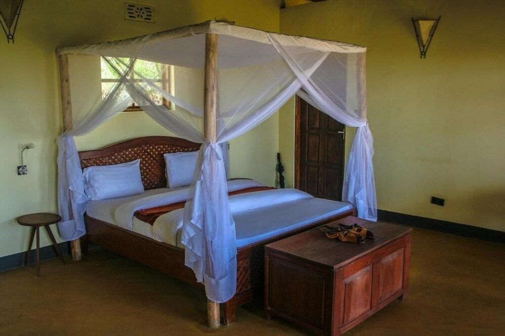 Panoramic Double or Twin Room, Lake View (1 King Bed + Extra Bed)