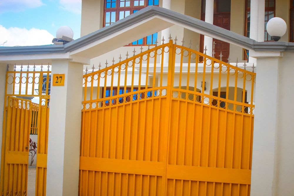 undefined Hillstarh Hotel 5