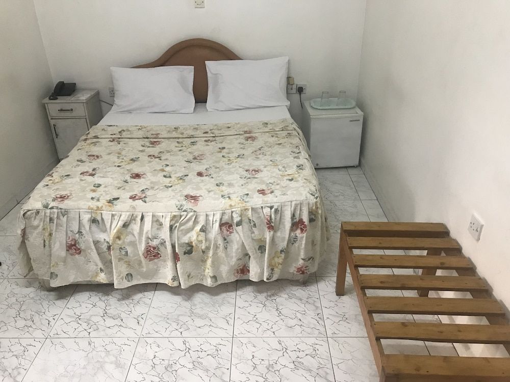 undefined Sophia Hotel 8