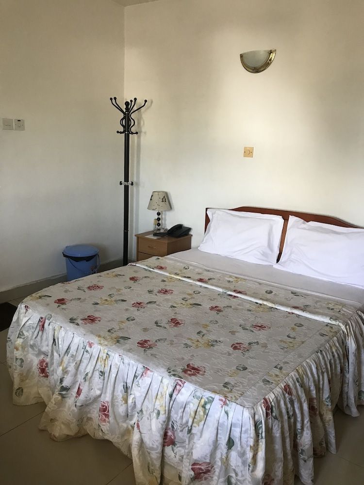 undefined Sophia Hotel 9