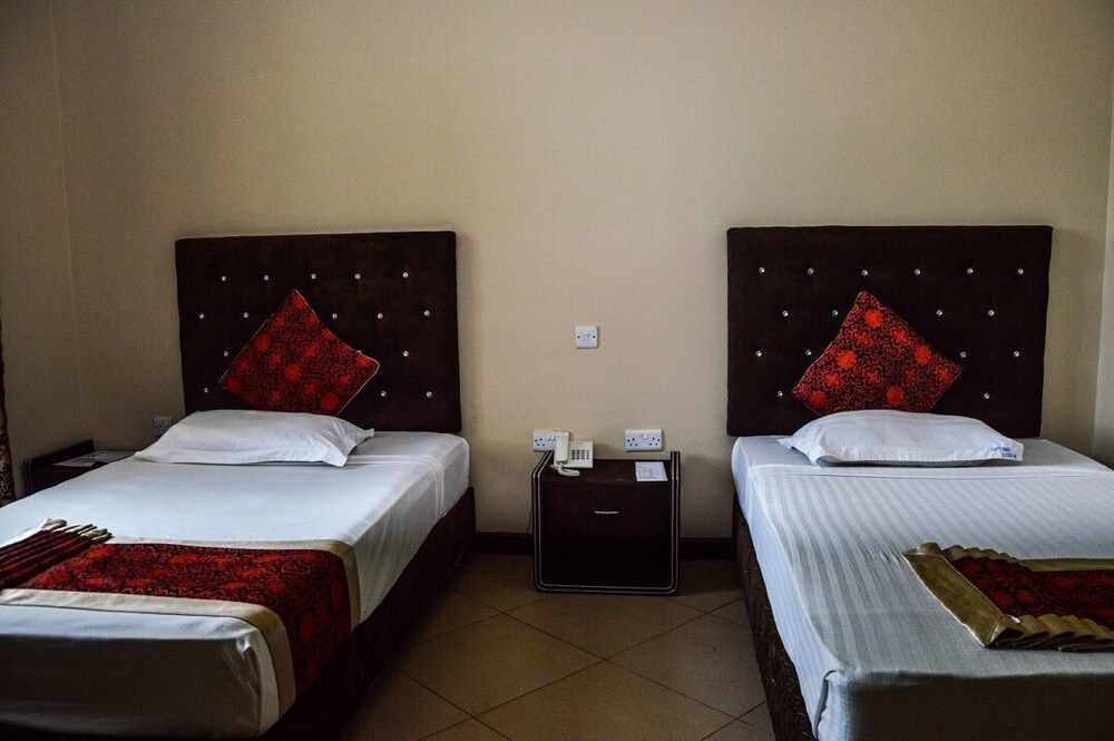 Optima Royale Standard Twin Room