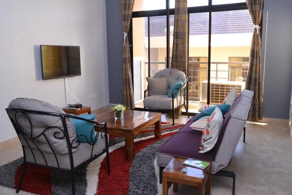 undefined Homeabroad Ensuite Apartment