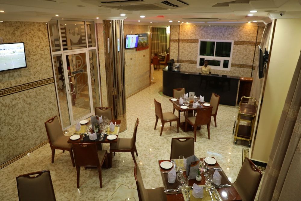 undefined Jaromax Palace Hotel 8