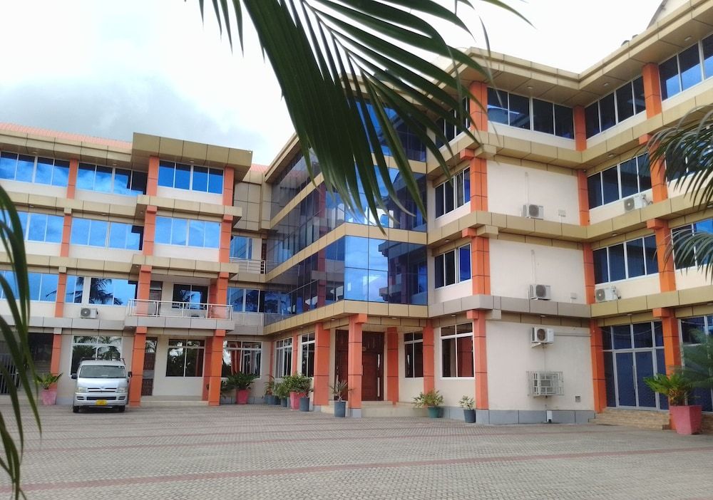 undefined Nemarts Hotel 3