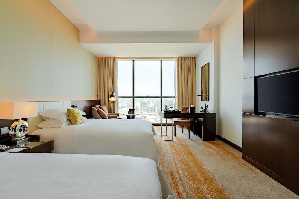 Johari Rotana 