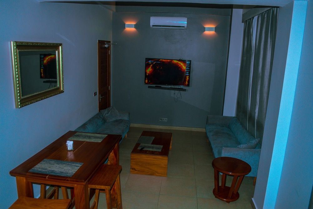 undefined Meridian C.A 6