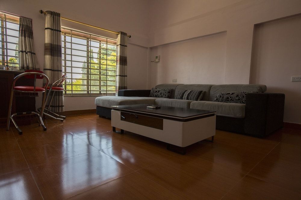 M. Residency I Executive Apartment 18