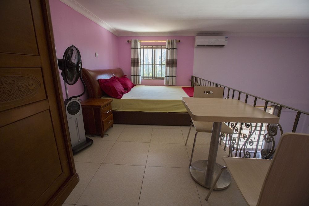 undefined M. Residency I 6