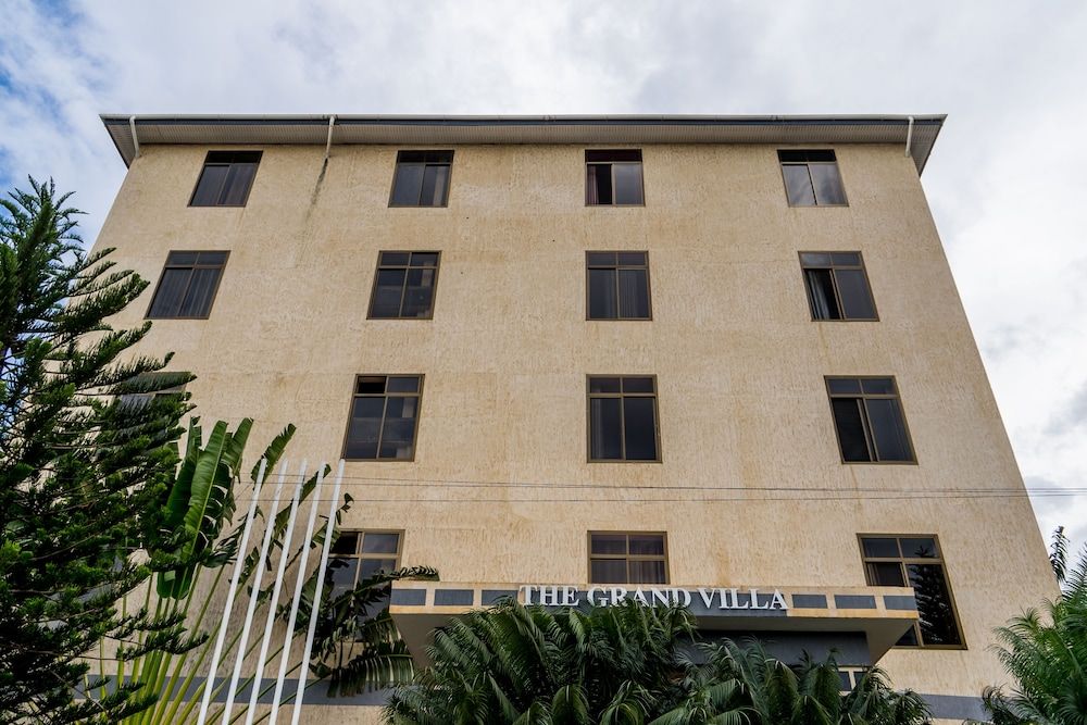 undefined The Grand Villa Hotel 10