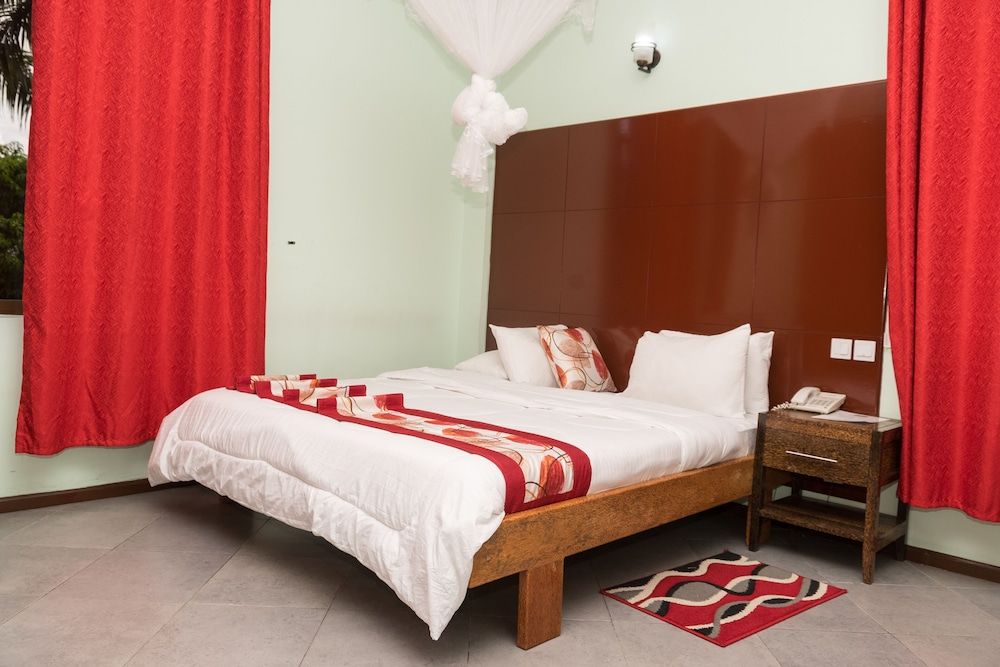 The Grand Villa Hotel Deluxe Double Room 15