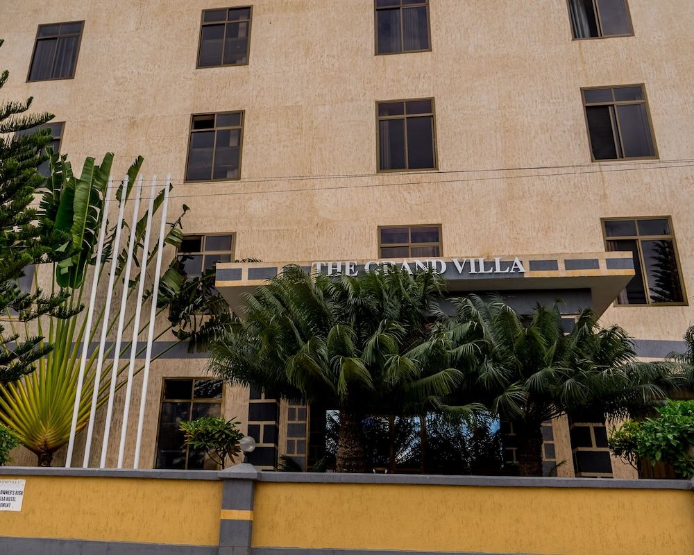 undefined The Grand Villa Hotel 4