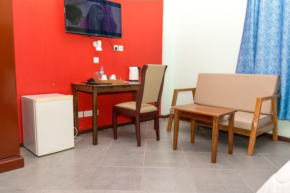 The Grand Villa Hotel Deluxe Double Room 5