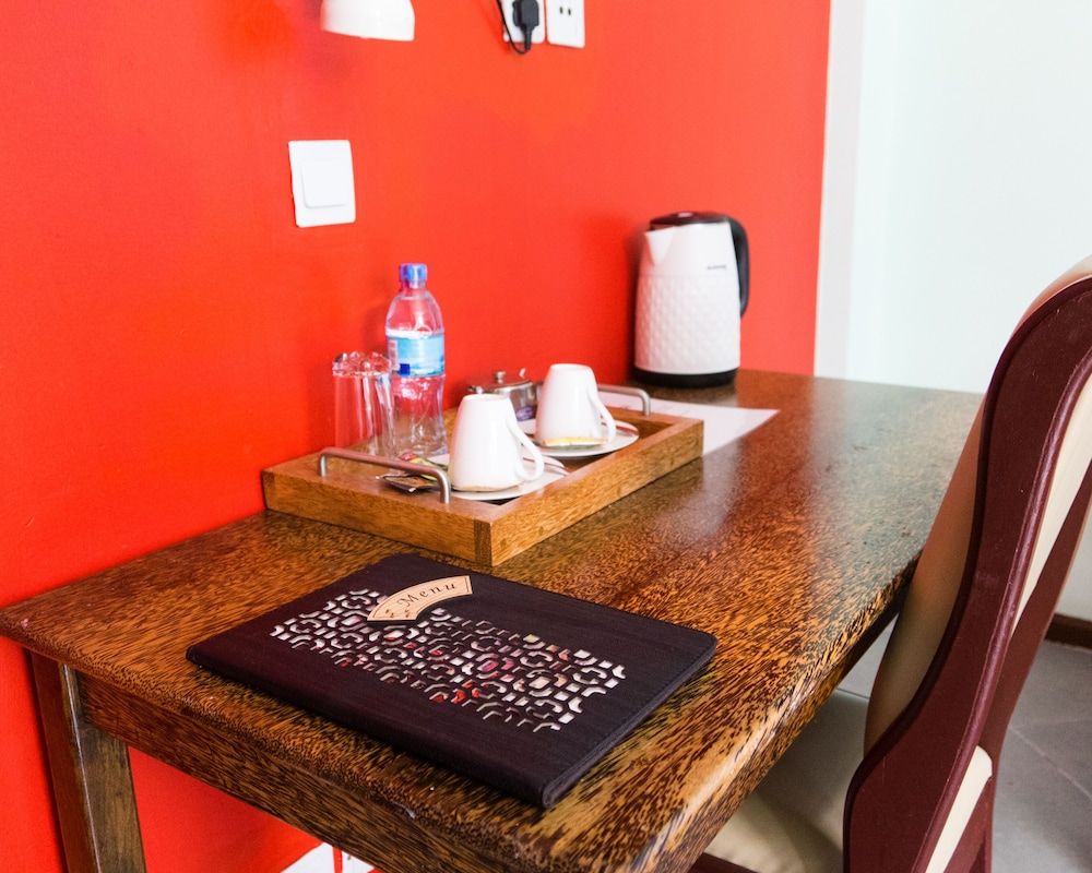 The Grand Villa Hotel Deluxe Double Room 6