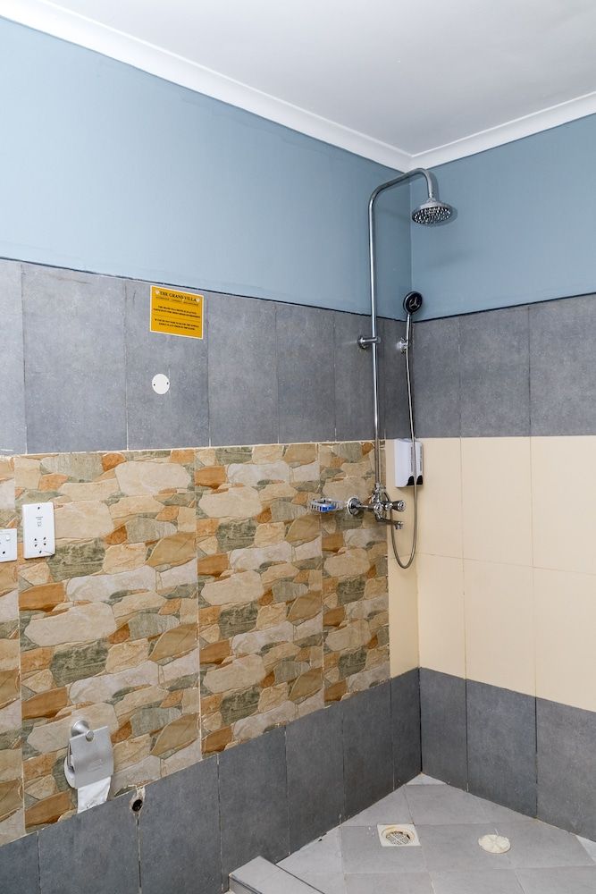 The Grand Villa Hotel Deluxe Double Room 24