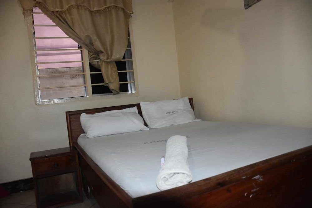 undefined Kituri Royal Inn 9