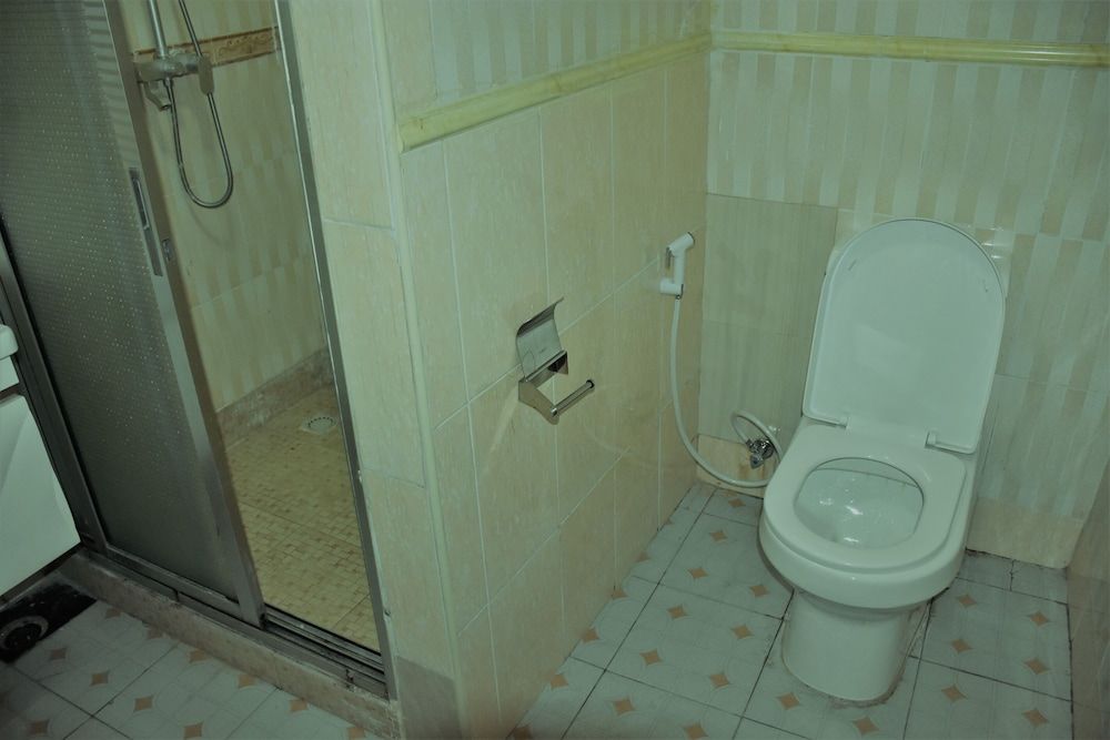 undefined Afri House 3