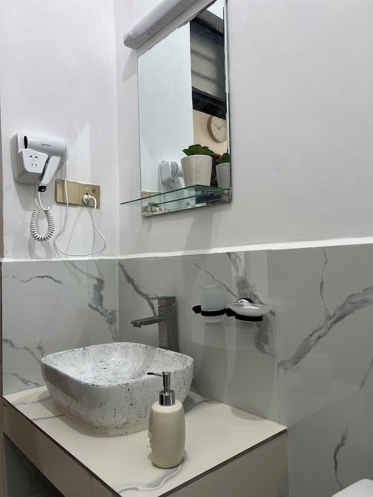 Nungwi Beach Front Deluxe Double Room 10