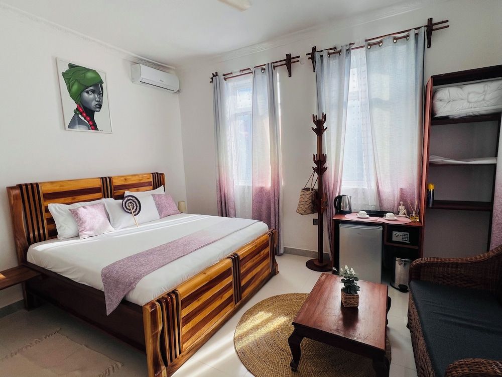 Nungwi Beach Front Deluxe Double Room 3