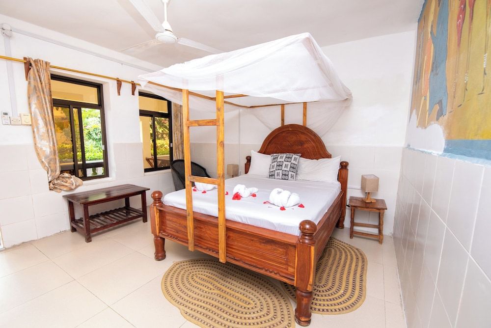 Zenobia Beach Resort Economy Room 3