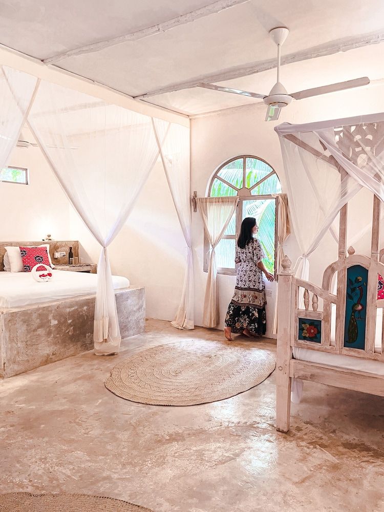 Sharazad Oasis Retreat Deluxe Quadruple Room, Sea View, Sea Facing 2