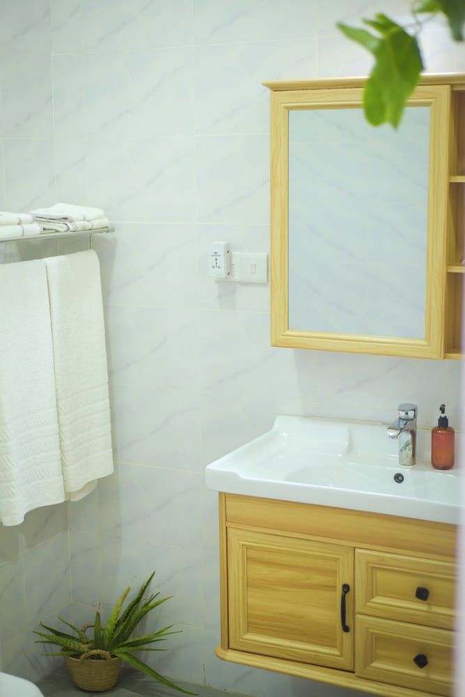 Aquamarina Hotel Deluxe Double Room 5